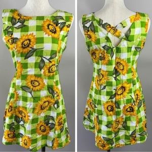 Vintage Green Checker Sunflower Sleeveless Dress
